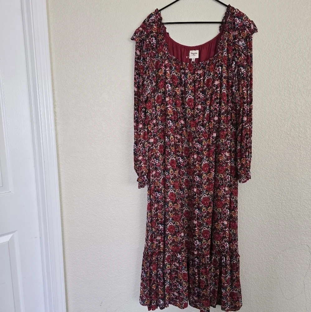 Hayden Los Angeles NWT Floral Print Ruffled Square Neck Midi Dress 2X - Picture 3 of 9